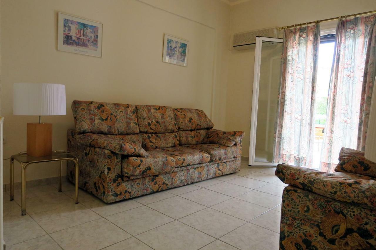 Villa Mike 105 Liapades Esterno foto